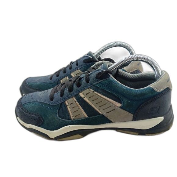 Skechers Larson Men's Suede Classic Fit Shoe. Blue/Gray. Size 7 - Picture 1 of 14